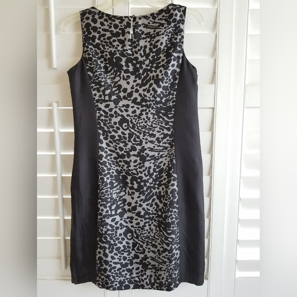 NEW - Ann Taylor Black and Gray Animal-Print Shift Dress -- Size 2 - Picture 5 of 7
